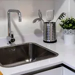 Precioso Estudio -céntrico-garaje- Moderno *