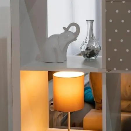 Apartament Precioso Estudio -centrico-garaje- Moderno-netflix