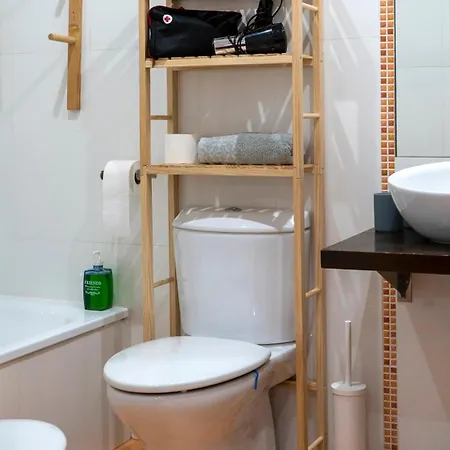 Precioso Estudio -centrico-garaje- Moderno Apartman *