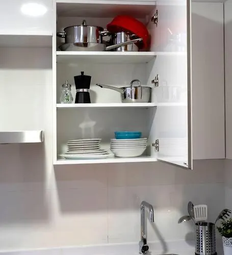 Precioso Estudio -centrico-garaje- Moderno Apartman